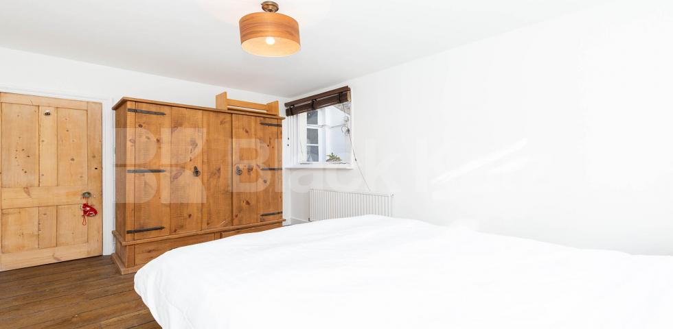 			1 Bedroom, 1 bath, 1 reception Apartment			 Barratt Avenue, Alexandra Palace